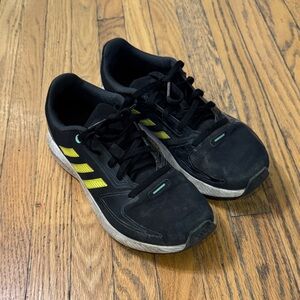 Adidas youth size 6 Athletic Shoes
